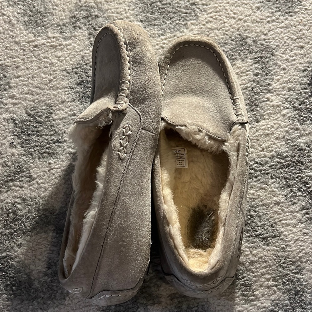 Ugg slippers